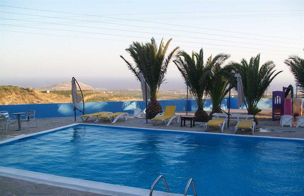 Zorbas Hotel Santorini Pyrgos Kallistis Exterior photo